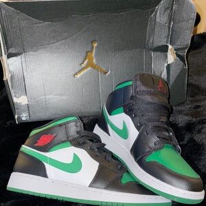 Nike Air Jordan 1 Mid Green Black Sneakers